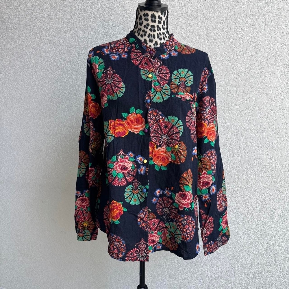 Multicolored vintage floral button up blouse Womens Fit XL